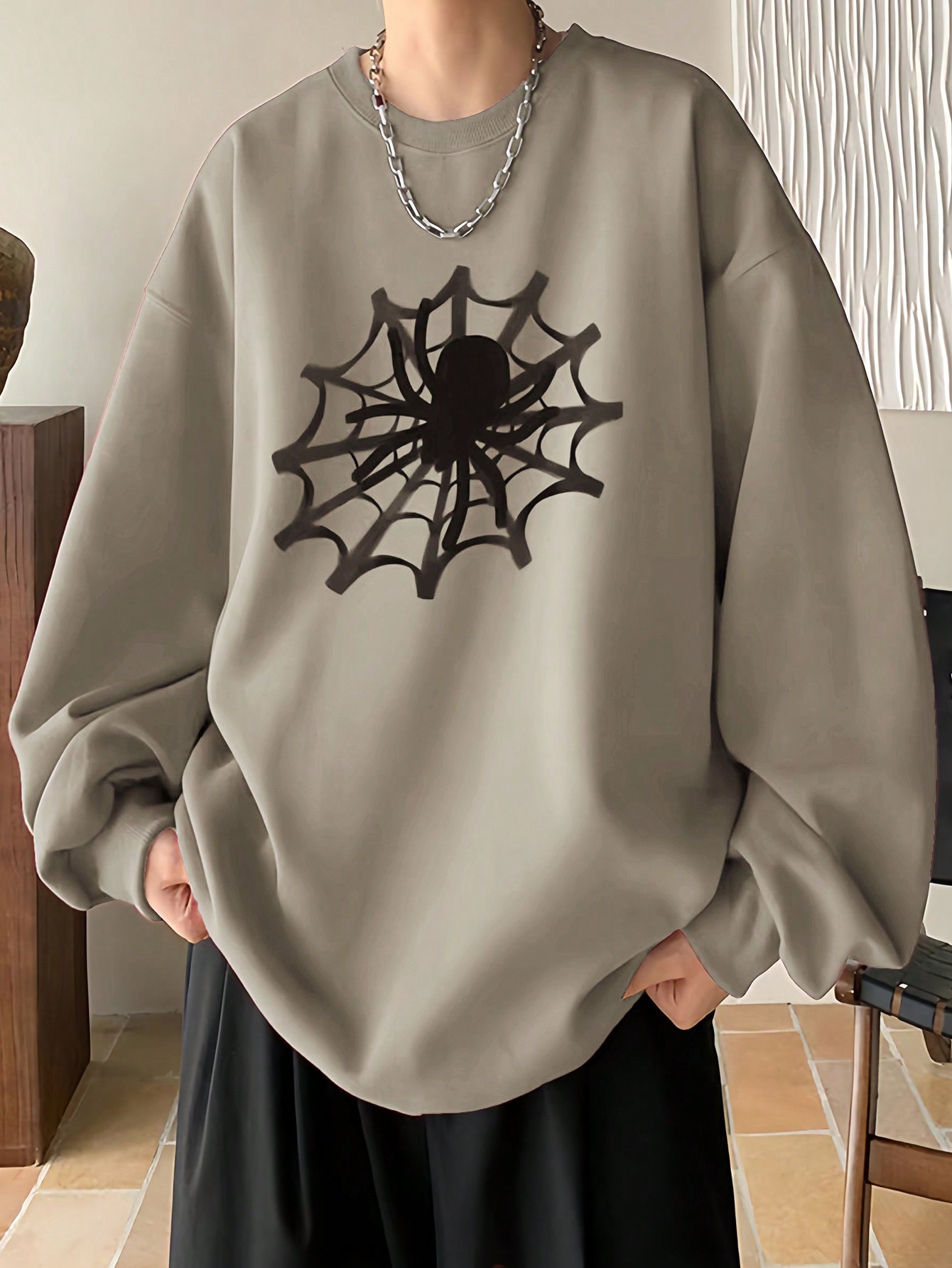 Manfinity EMRG Мужской пуловер свободного кроя с принтом паутины и заниженными плечами, хаки мужской рюкзак с двумя плечами черный
