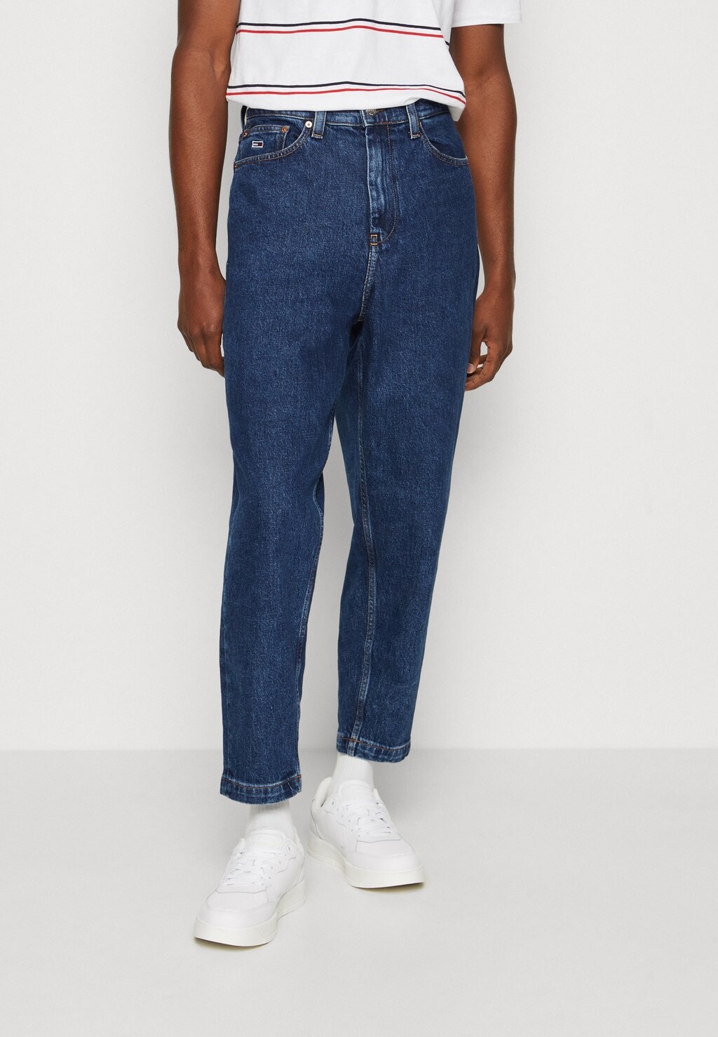 

Джинсы свободного кроя Tommy Jeans