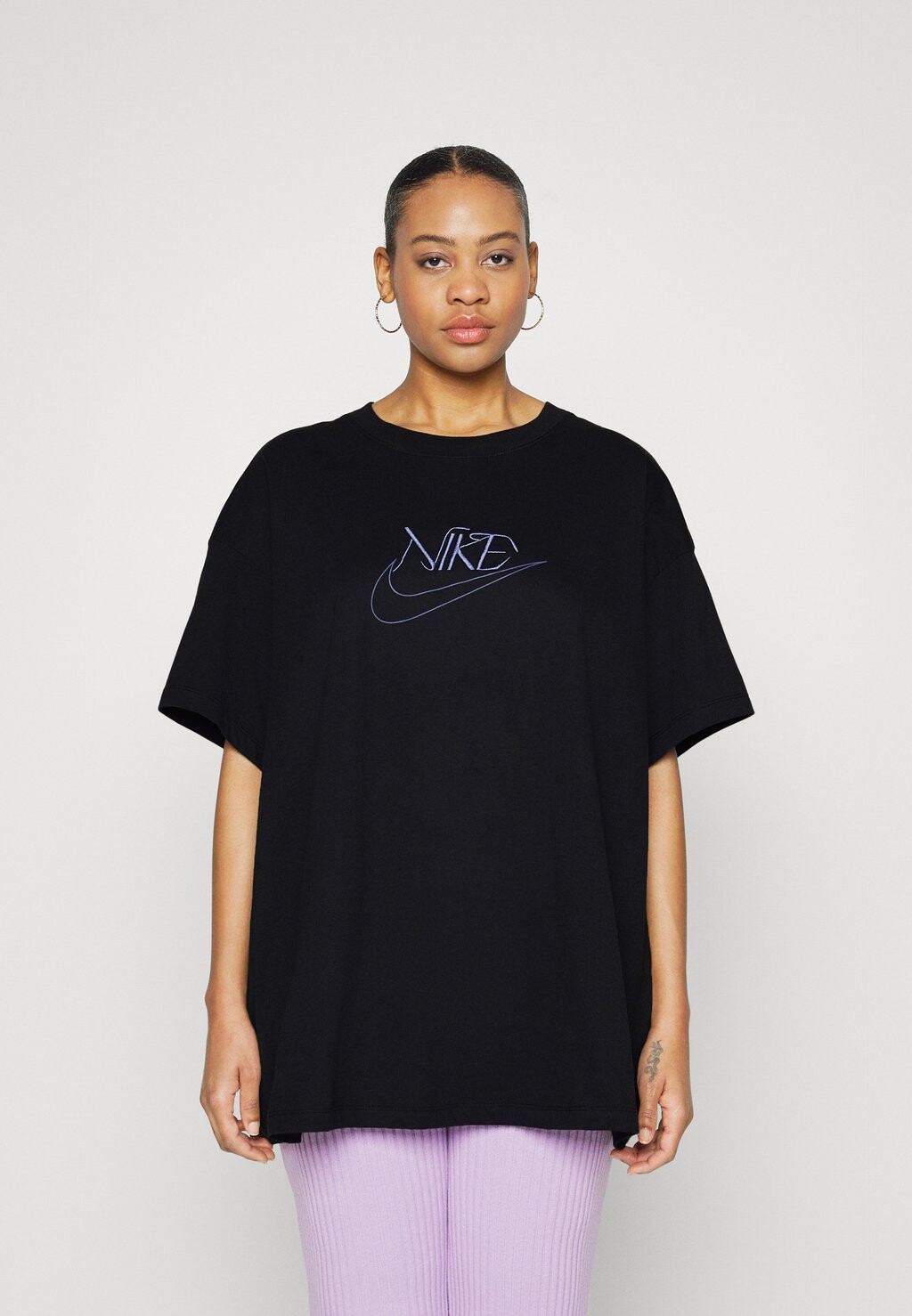 

Футболка с принтом Nike, черный