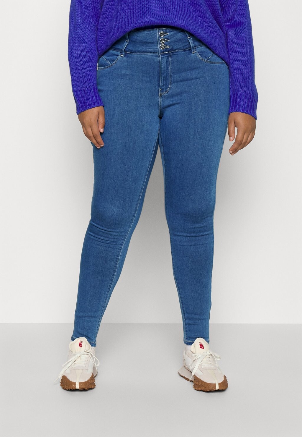 

Джинсы Skinny Fit ONLY Carmakoma