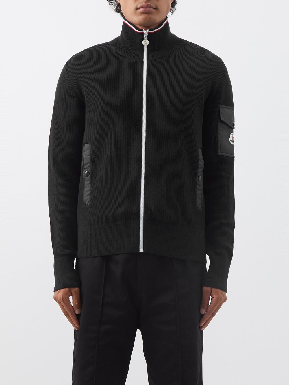 

Хлопковая куртка на молнии с карманами и клапанами Moncler, синий