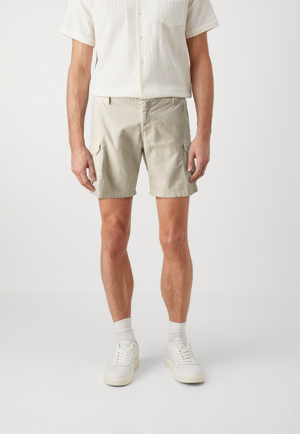 

Джинсовые шорты ETHAN Tommy Jeans, бежевый