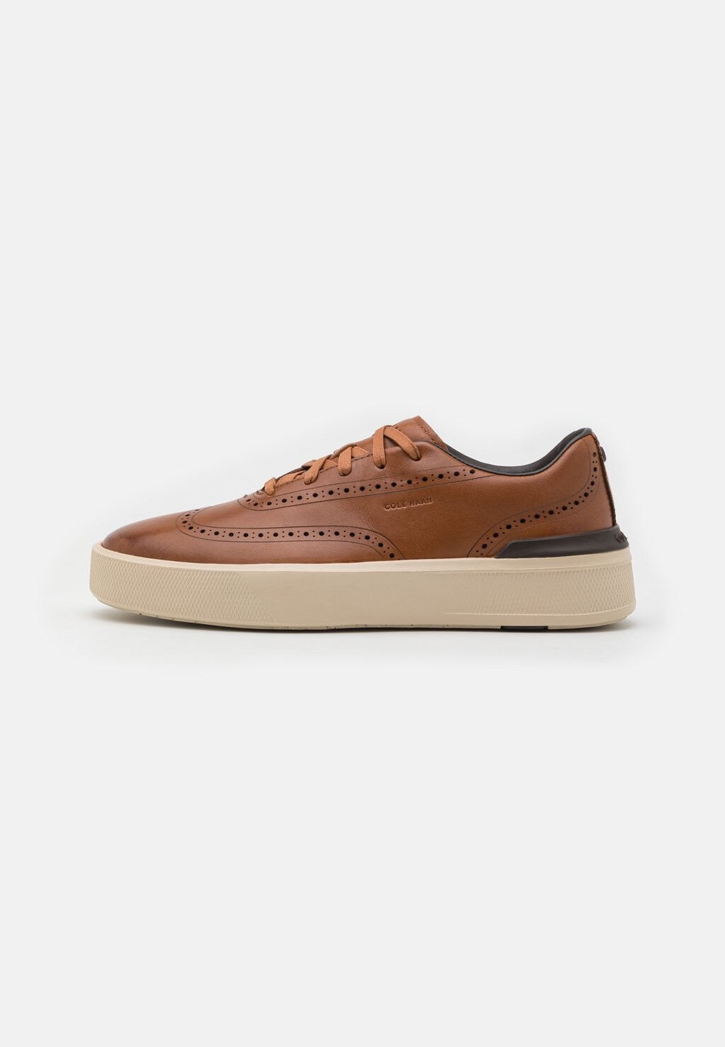 

Низкие кроссовки Grandpro Crew Wingtip Cole Haan, цвет british tan/birch