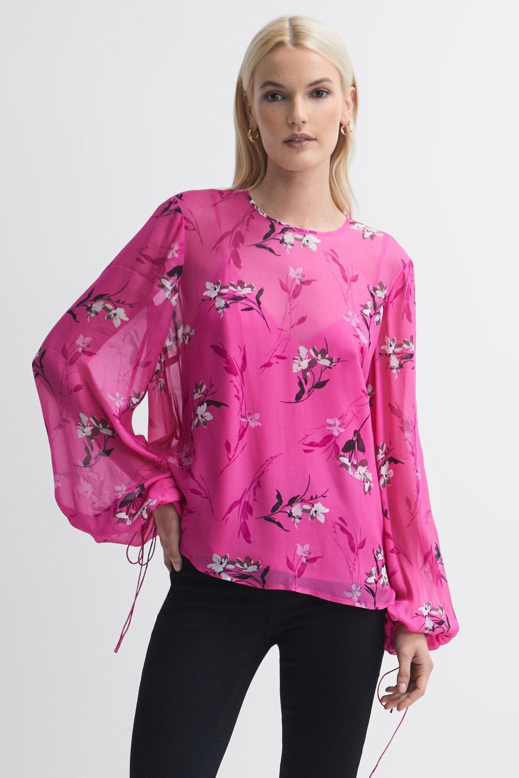цена Блузка с цветочным мотивом прозрачная Florere, розовый