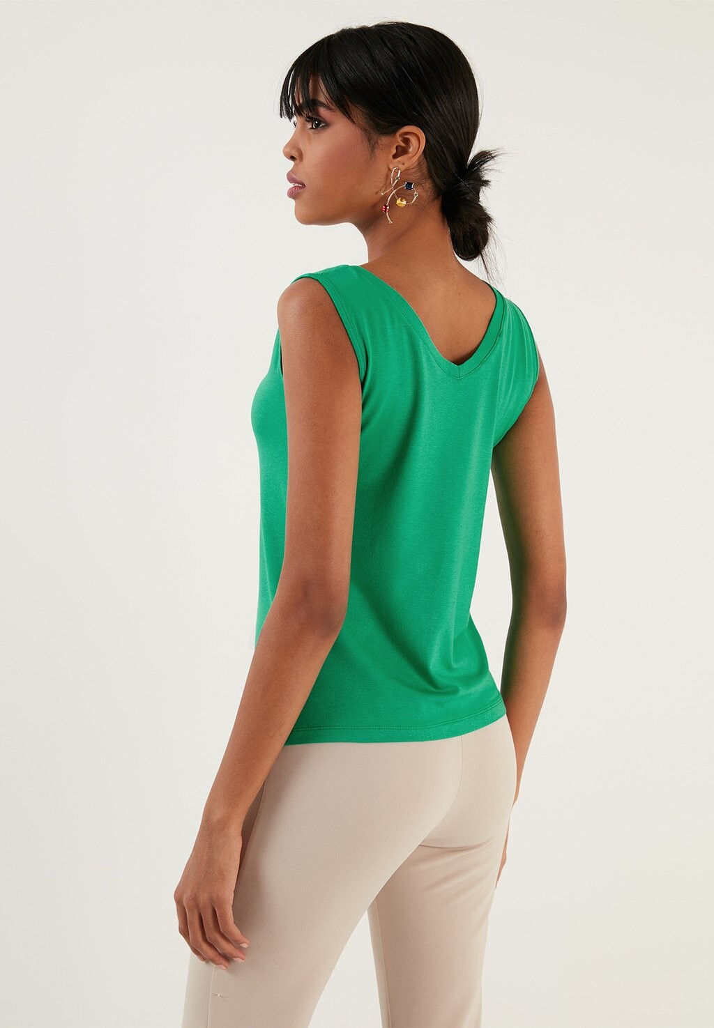 

Топ Regular Fit LELA, цвет Benetton