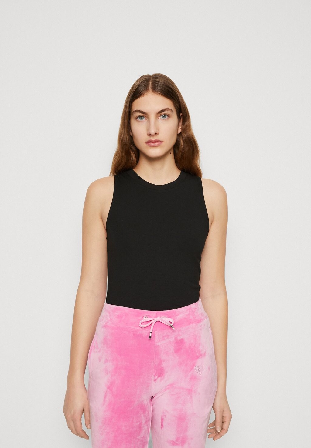 

Топ Aware by Vero Moda, черный