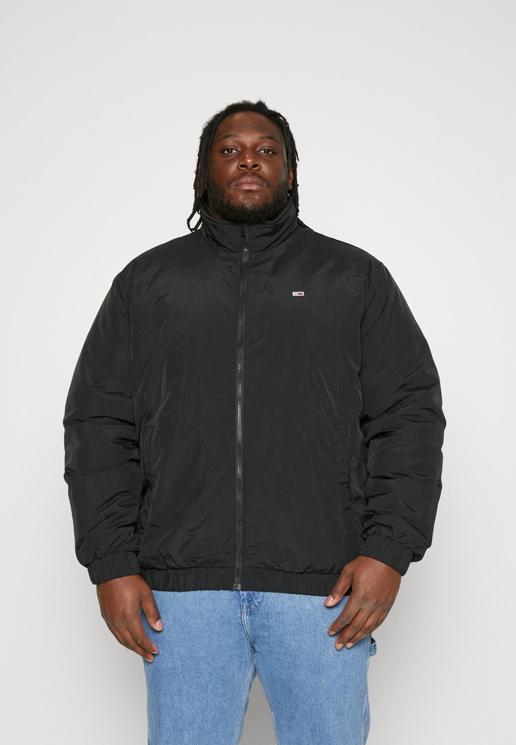 

Бомбер Tommy Jeans by Tommy Hilfiger