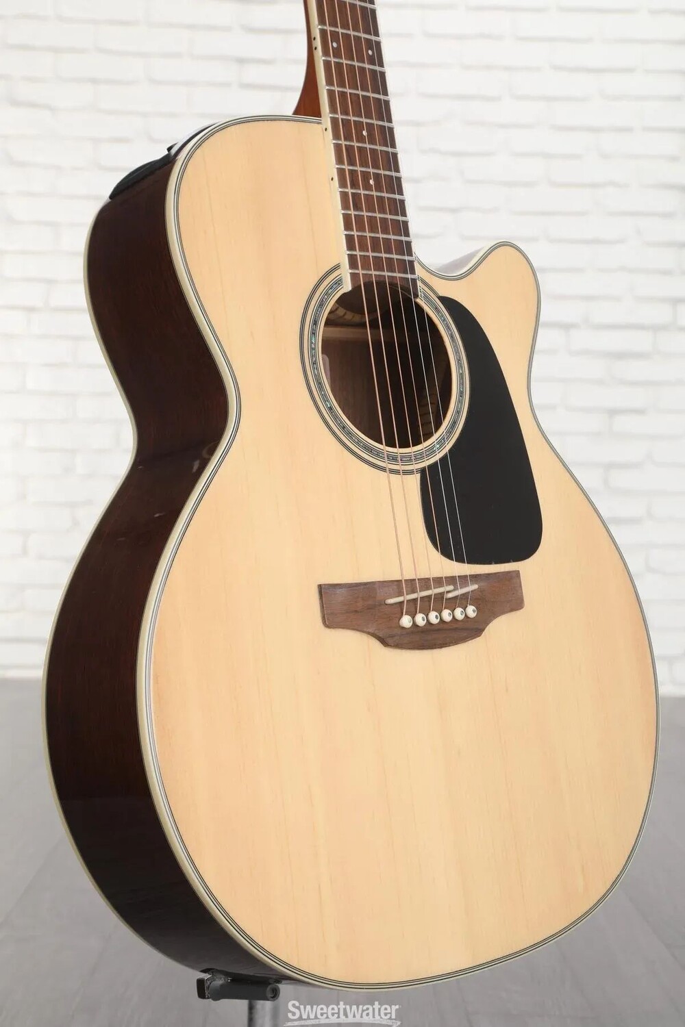 

Акустически-электрическая гитара Takamine GN51CE NEX - натуральная
