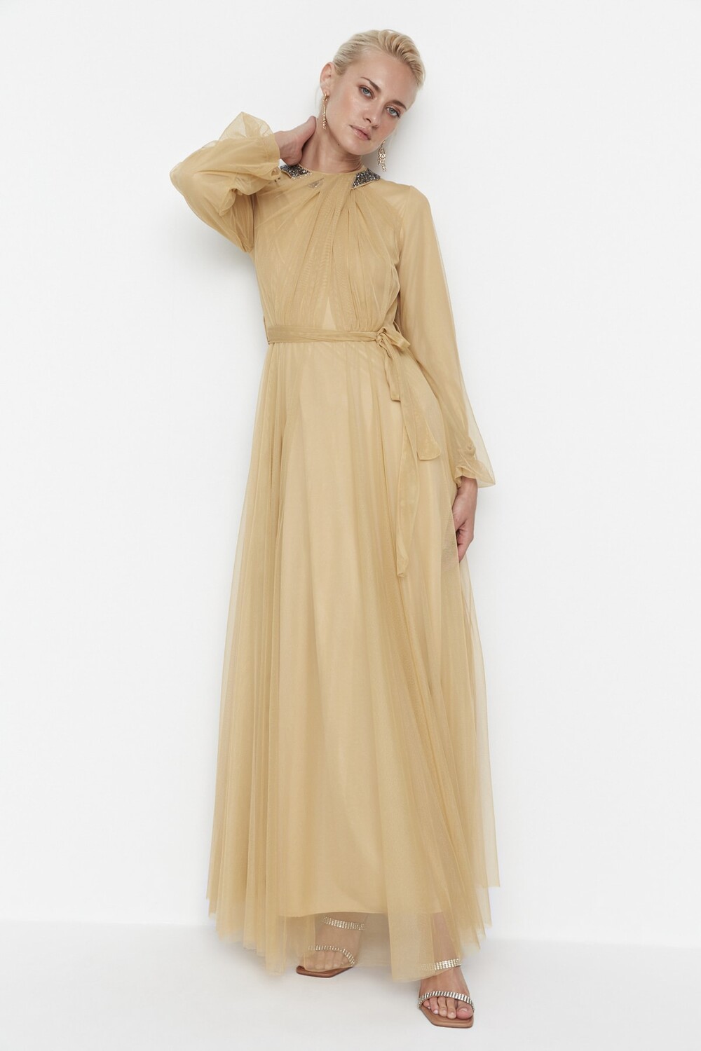 

Вечернее платье - Золотистый - Макси Trendyol Modest, золотой, Черный, Вечернее платье - Золотистый - Макси Trendyol Modest, золотой