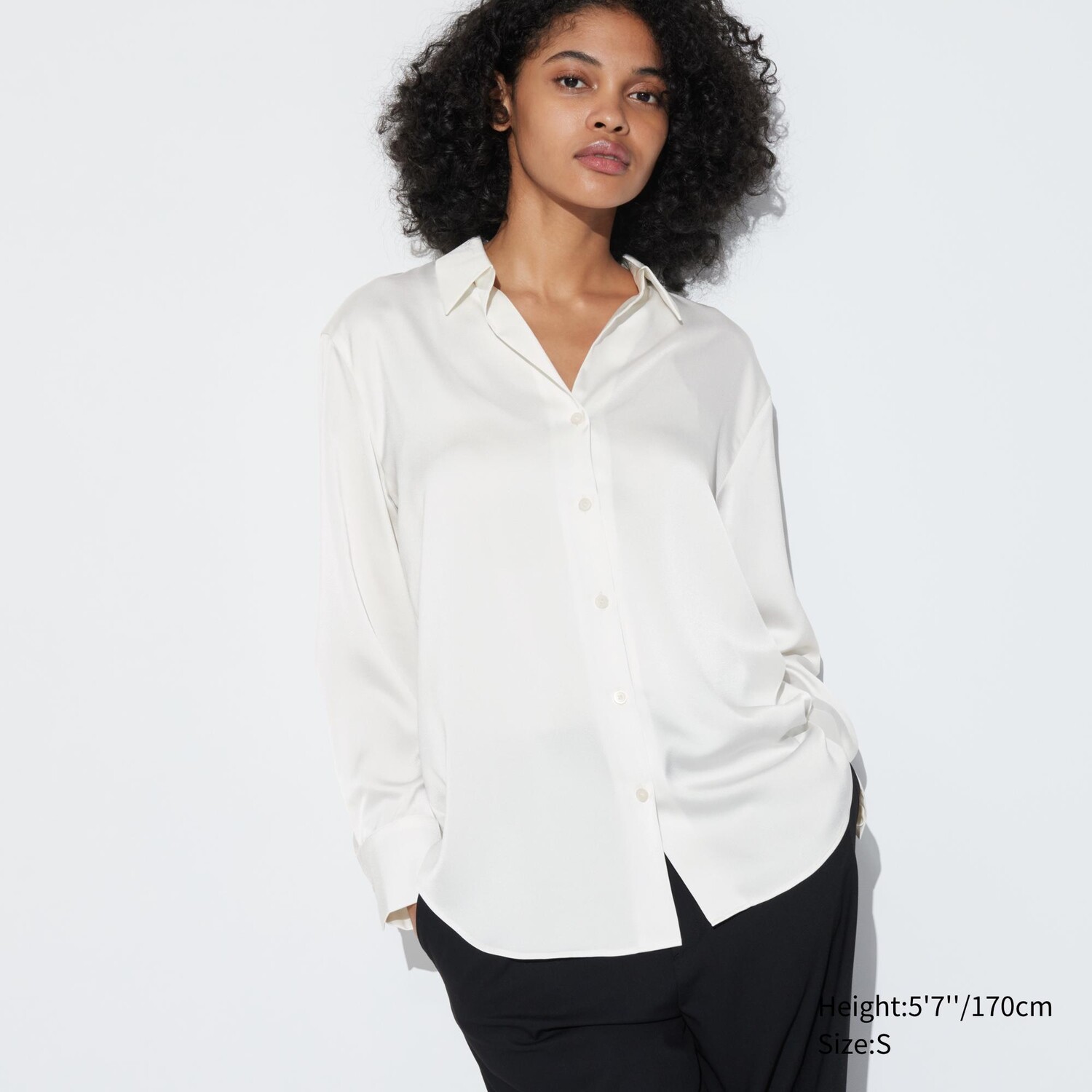 

Рубашка UNIQLO атласная, айвори