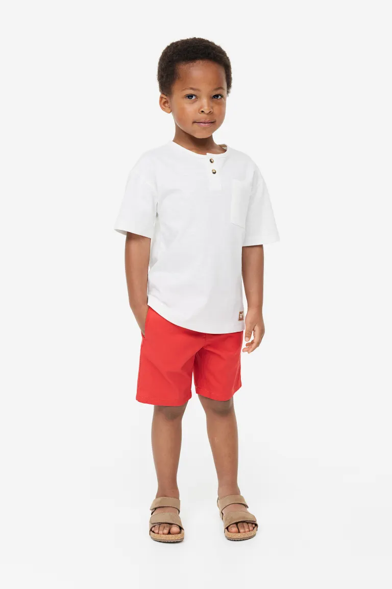 

Короткие хлопковые брюки чинос H&M, красный