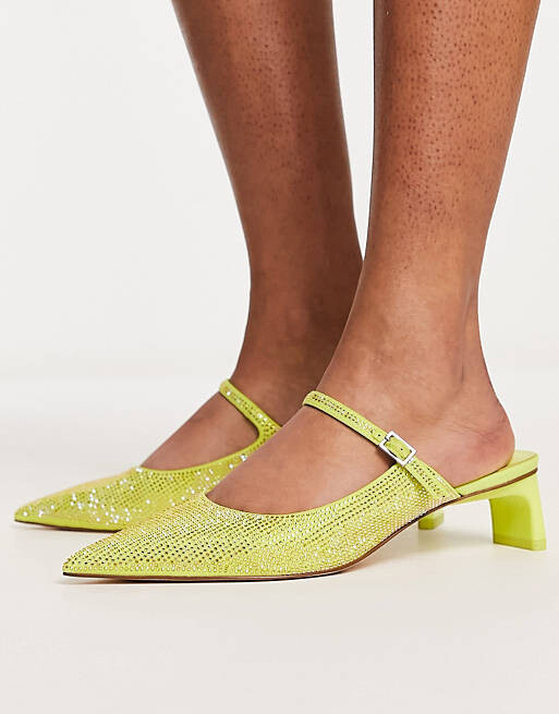 

Светло-салатовые туфли на каблуке с декором Charles & Keith