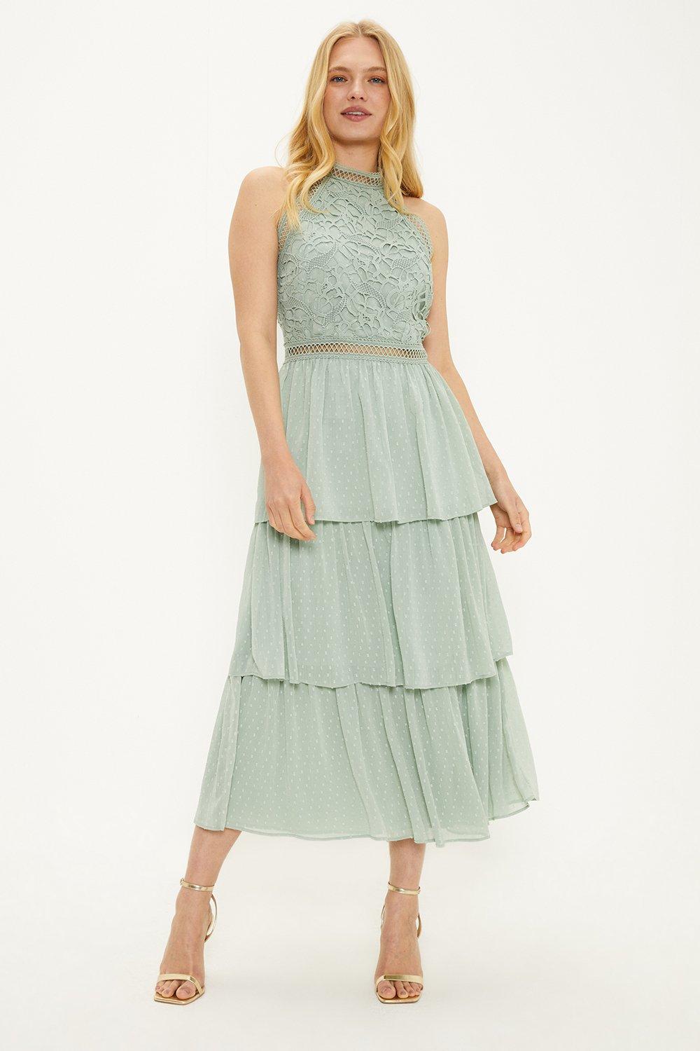 цена Платье подружки невесты миди с кружевным многоуровневым вырезом и бретелькой на шее Oasis, зеленый
