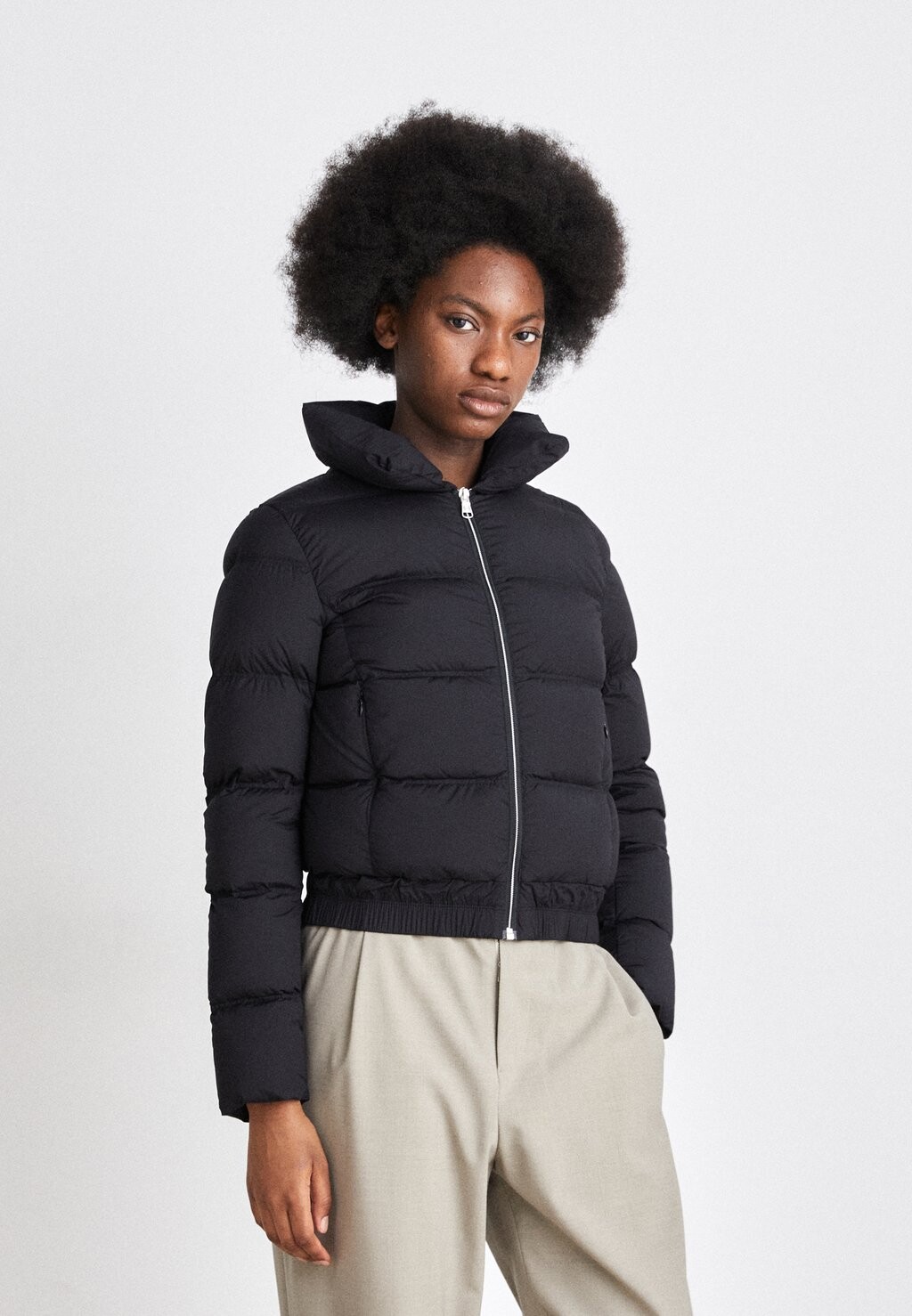 

Пуховик Colmar Originals, черный