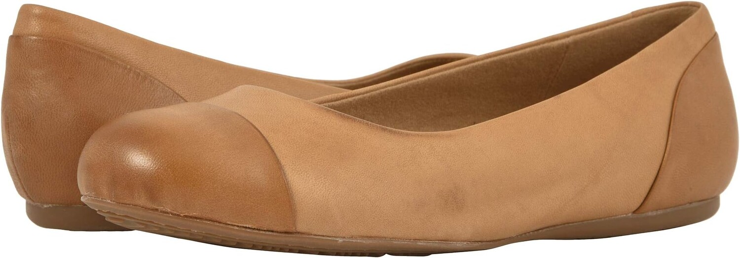 

Балетки Sonoma Cap Toe SoftWalk, цвет Tan/Luggage