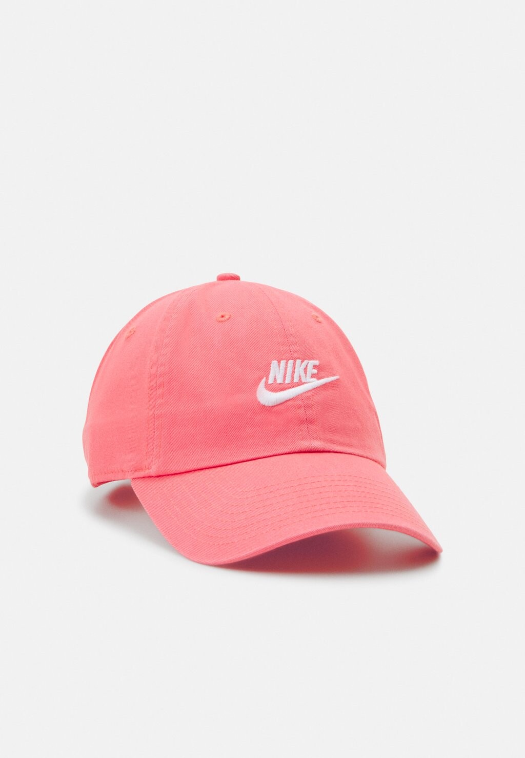 

Бейсболка Nike