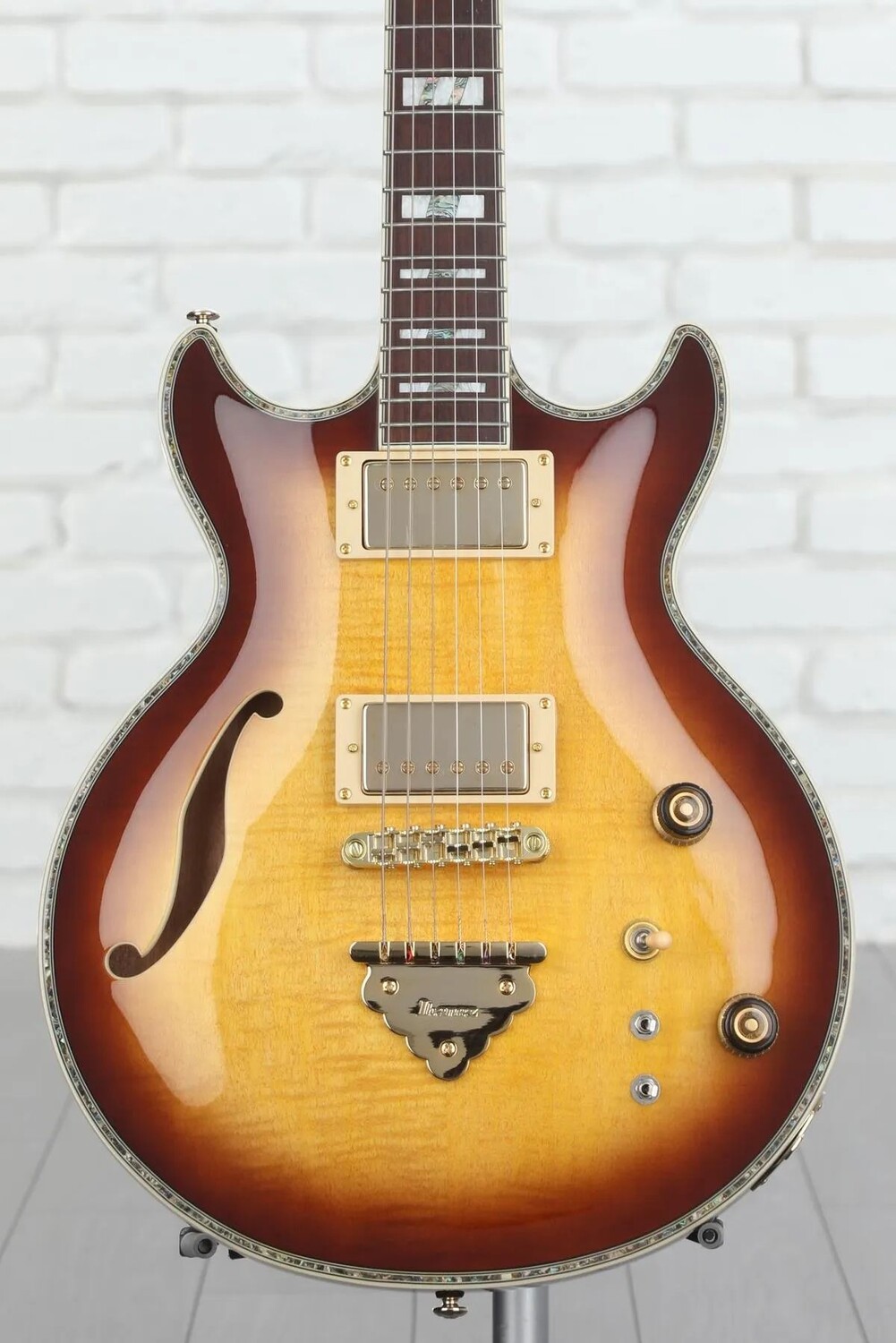 

Электрогитара Ibanez AR520HFM Hollowbody - Violin Sunburst