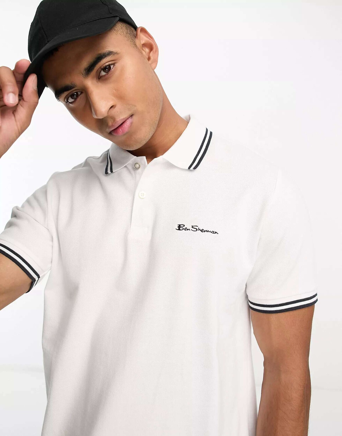 

Белый трикотажный топ-поло с двумя мысами Ben Sherman