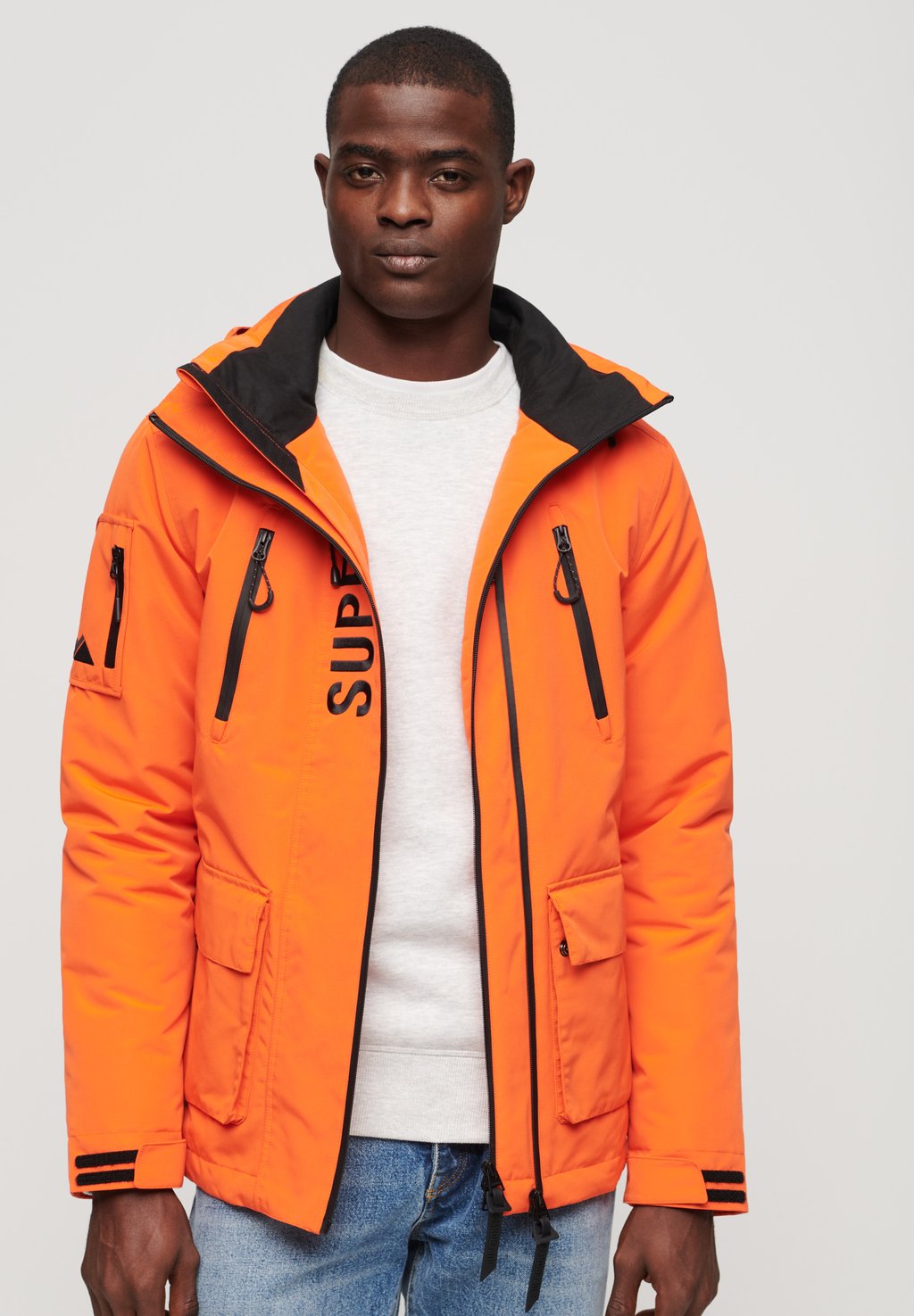 Демисезонная куртка ULTIMATE Superdry, цвет bold orange