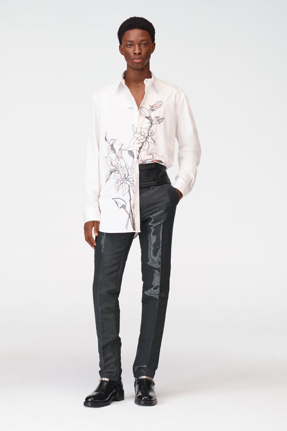 

Рубашка из поплина с вышивкой, ограниченная серия ZARA, белый