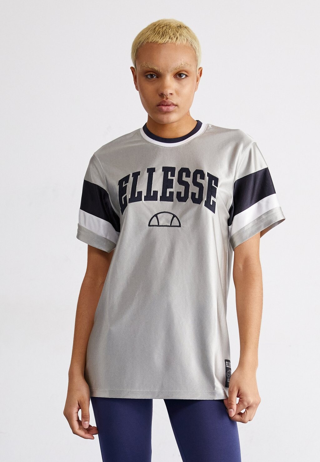 

Футболка с принтом CARLOTA Ellesse, цвет silver