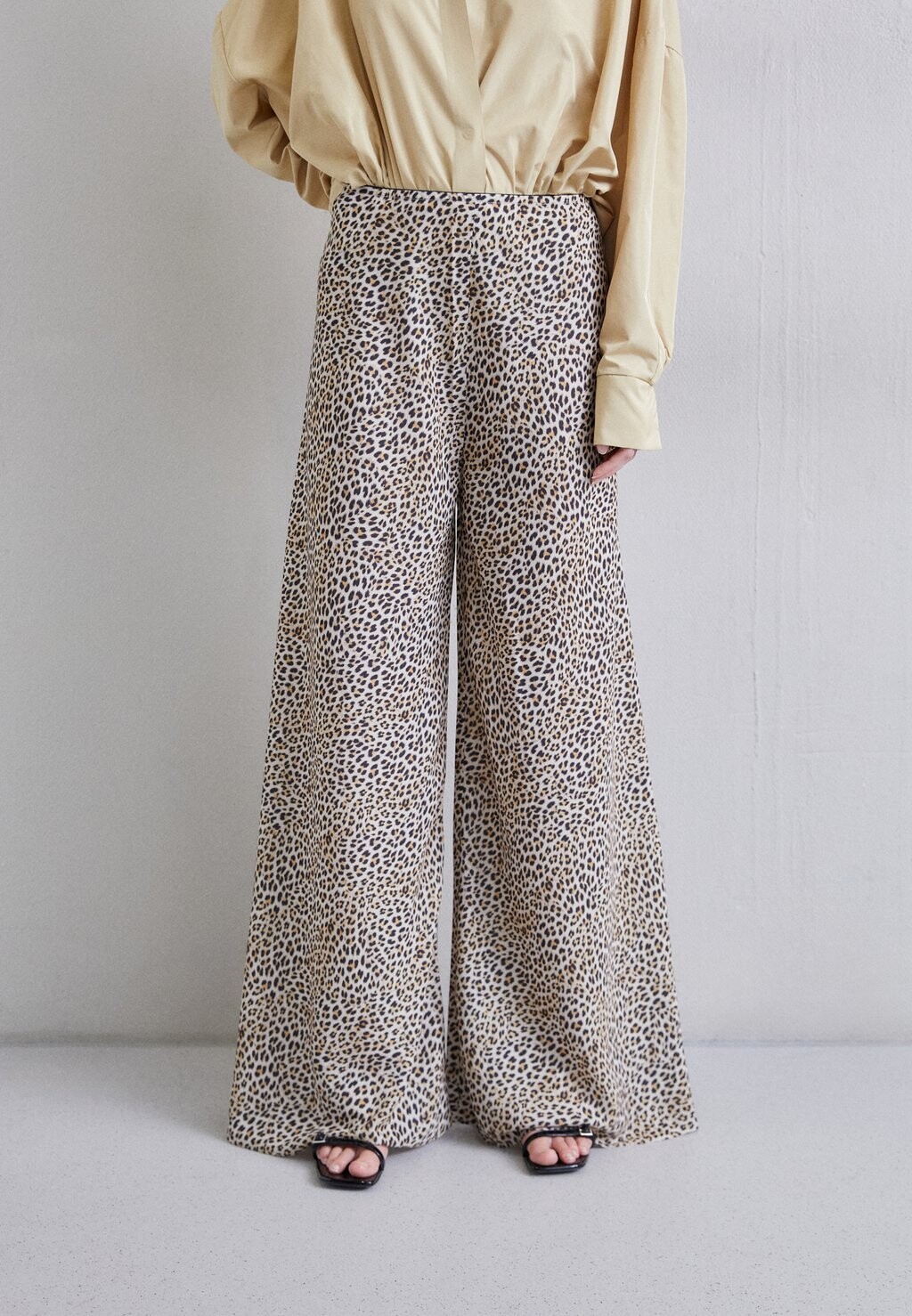 

Брюки Norma Kamali BIAS ELEPHANT PANT, разноцветный
