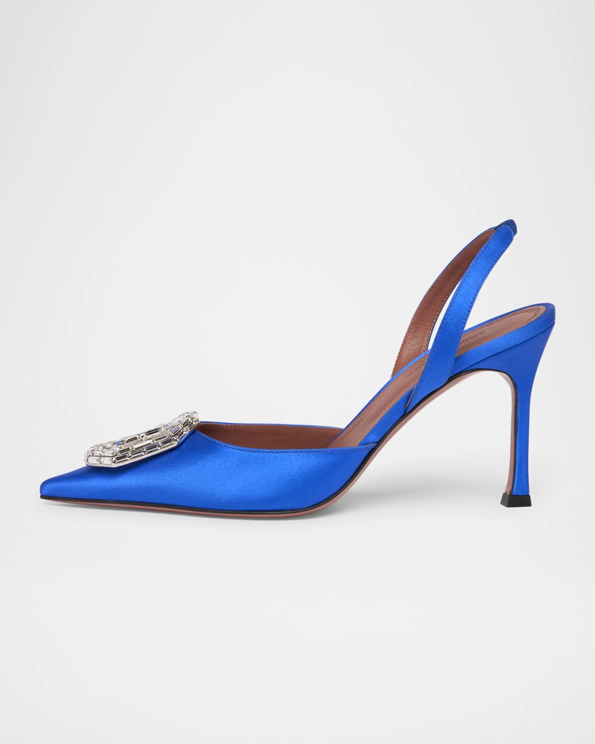 

Атласные туфли Camelia с ремешком на пятке и кристаллами Amina Muaddi, цвет Electric Blue And White