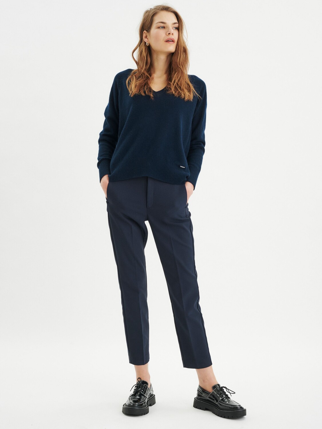 

Брюки InWear Zella из смесового хлопка, морской синий
