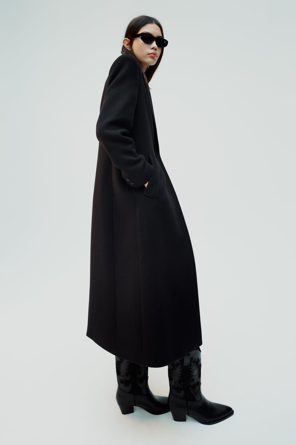 

Ковбойские сапоги на каблуке ZARA, черный