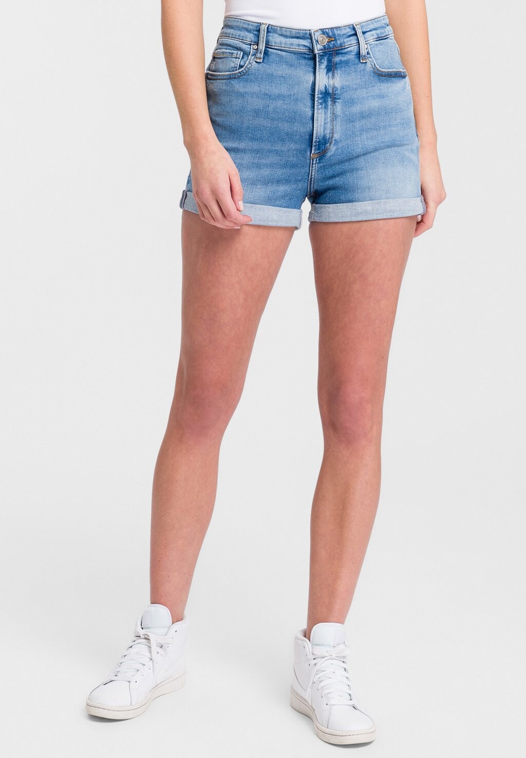 

Джинсовые шорты Cross Jeans, светло-синий