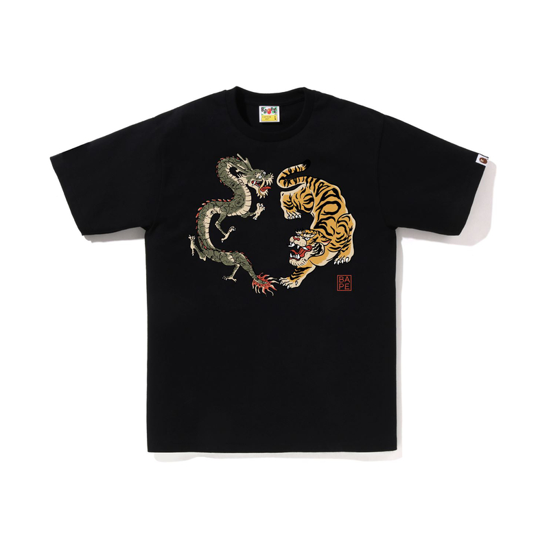 

Футболка BAPE Japan Culture Tiger And Dragon черная A Bathing Ape, белый