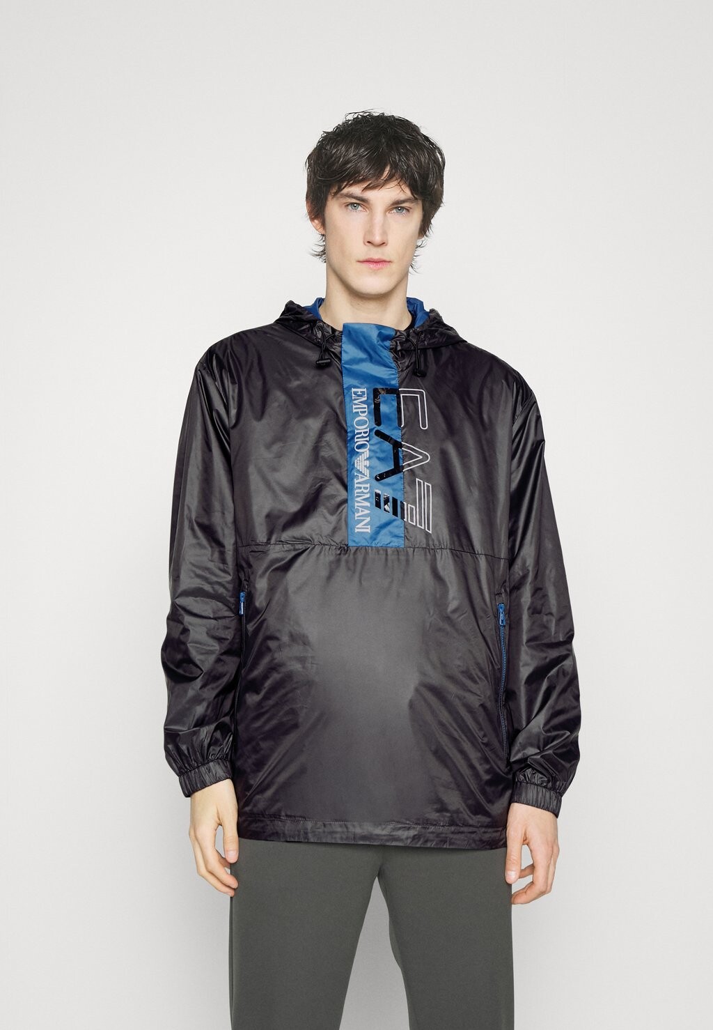 

Ветровка Armani Emporio