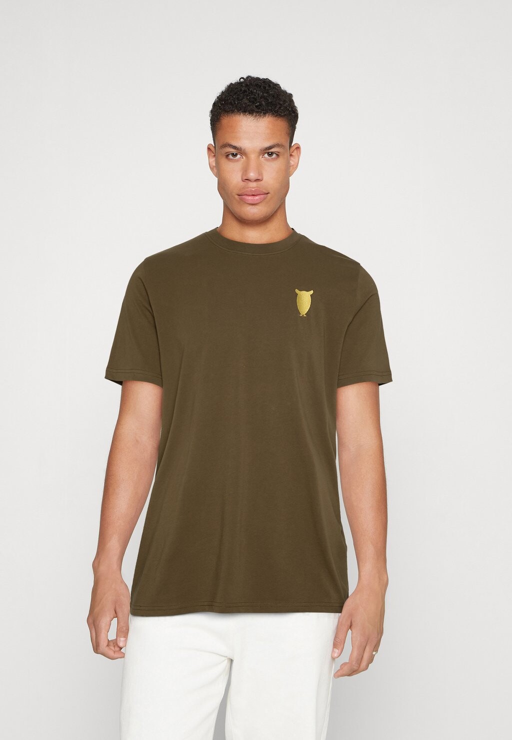 

Базовая футболка REGULAR FIT OWL CHEST EMBROIDERY VEGAN KnowledgeCotton Apparel, темно-оливковый, Зеленый