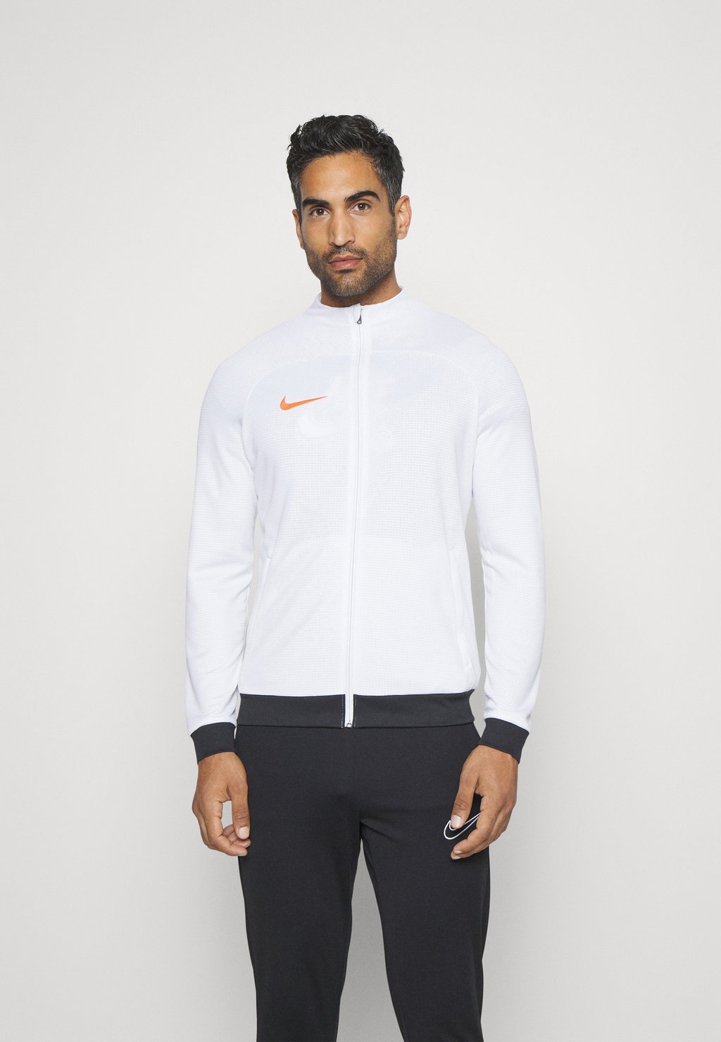 

Спортивная куртка ACADEMY TRACK JACKET Nike, белый/черный/ярко-малиновый