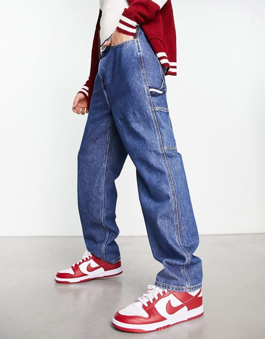 

Хлопковые зауженные джинсы Tommy Jeans средней степени стирки