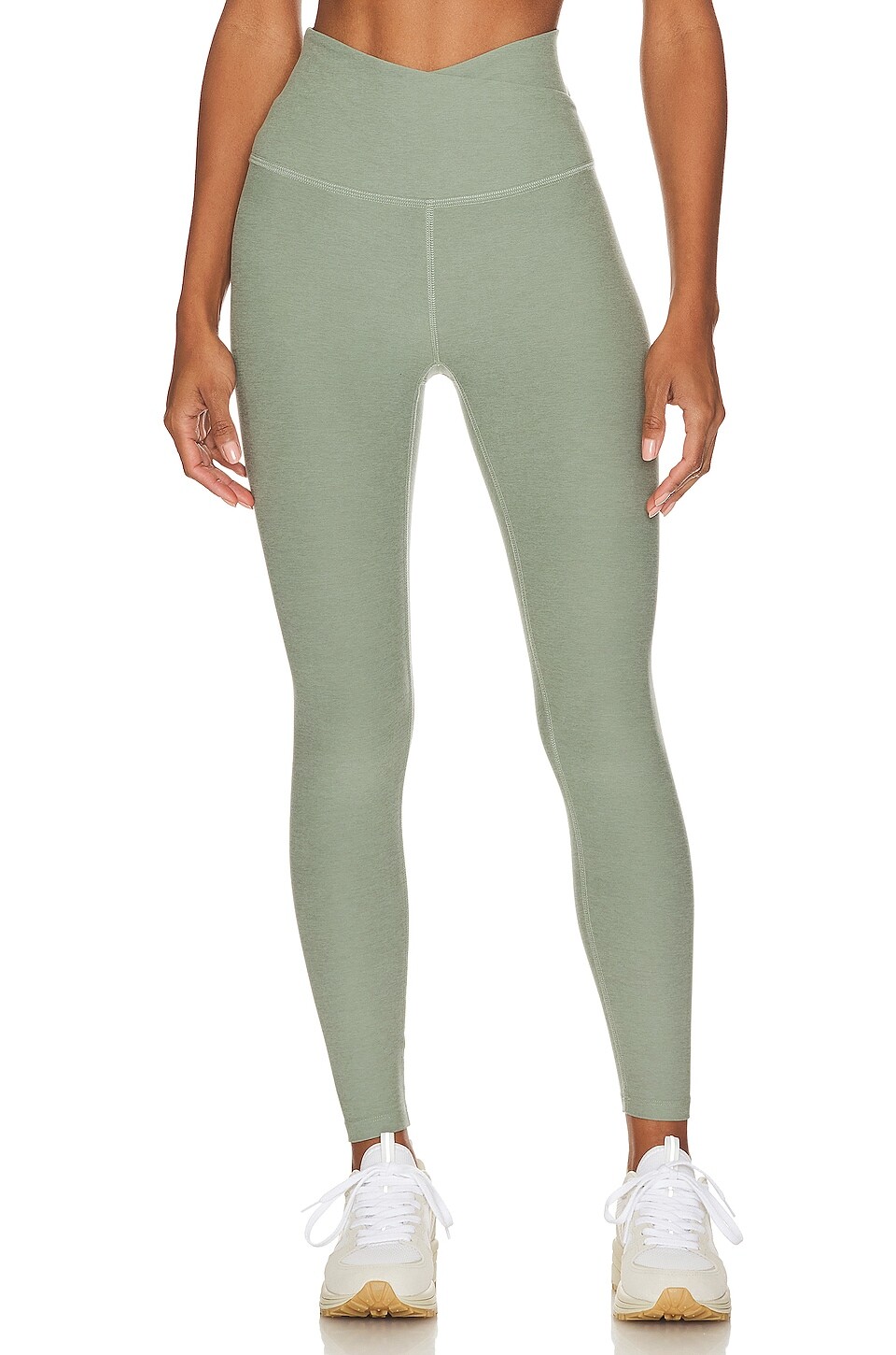 

Леггинсы Beyond Yoga Spacedye At Your Leisure High Waistedmidi, цвет Grey Sage Heather