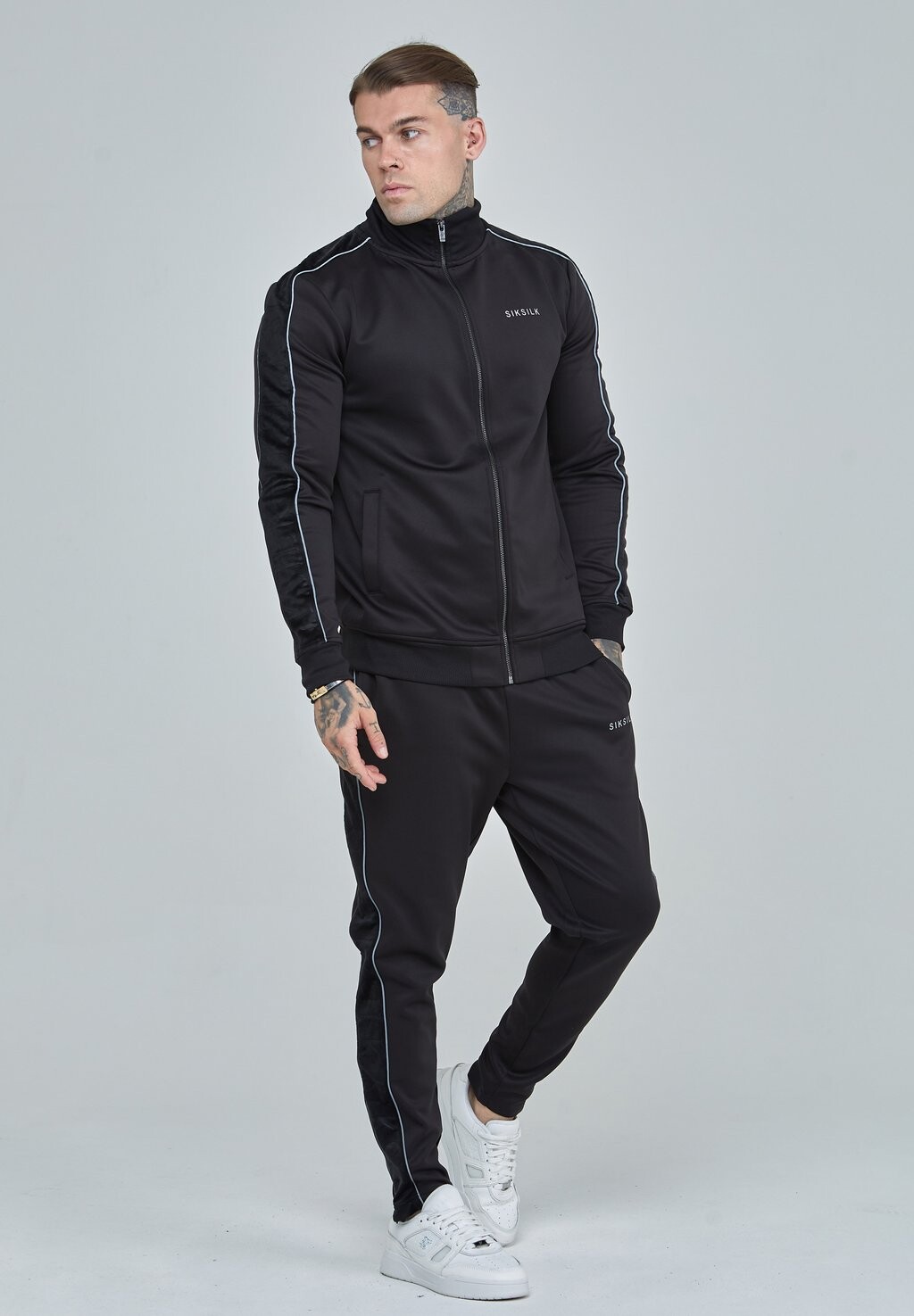 

Толстовка на молнии SIKSILK, черный