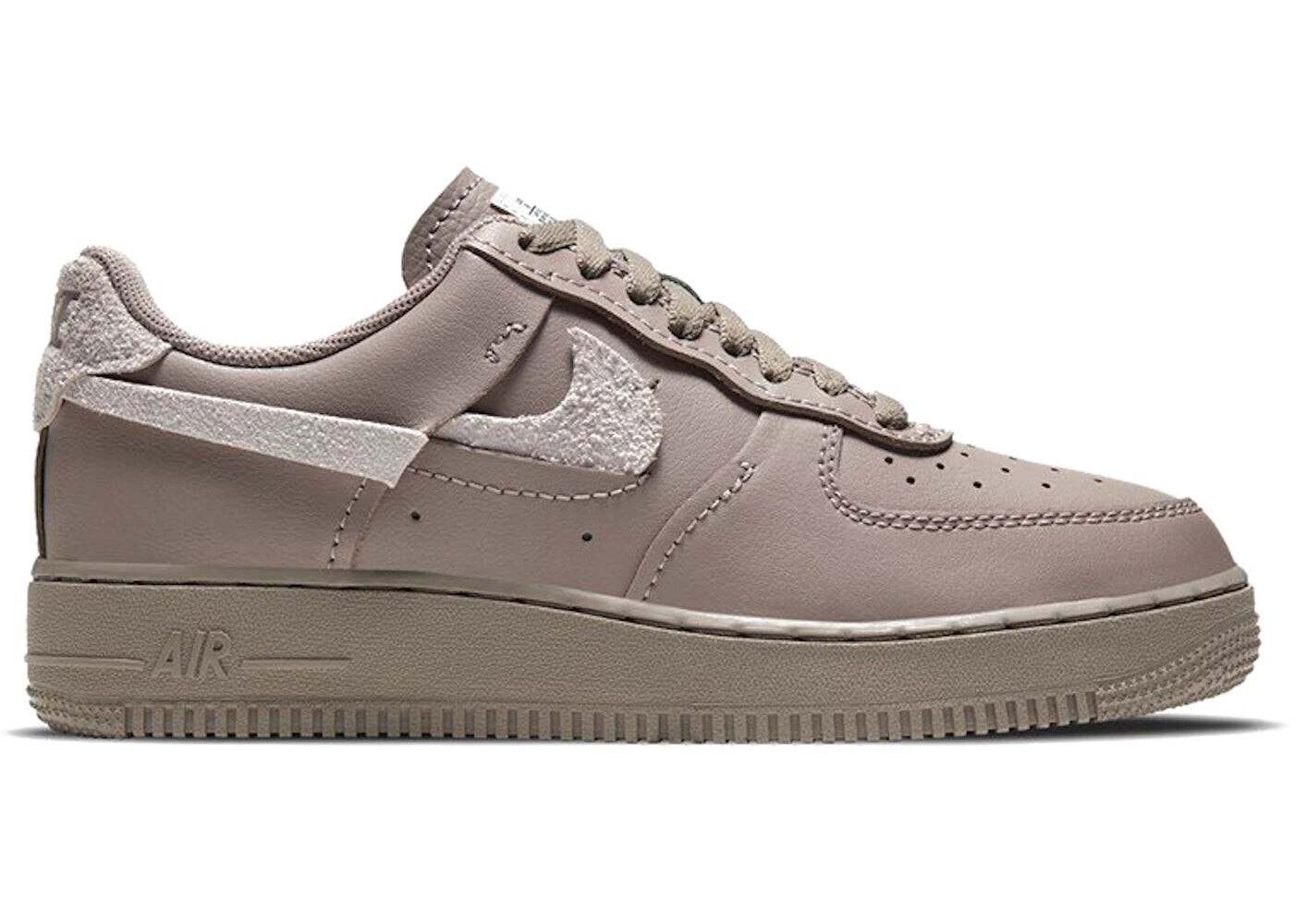 

Кроссовки Nike Air Force 1 Low LXX женские, темно-бежевый