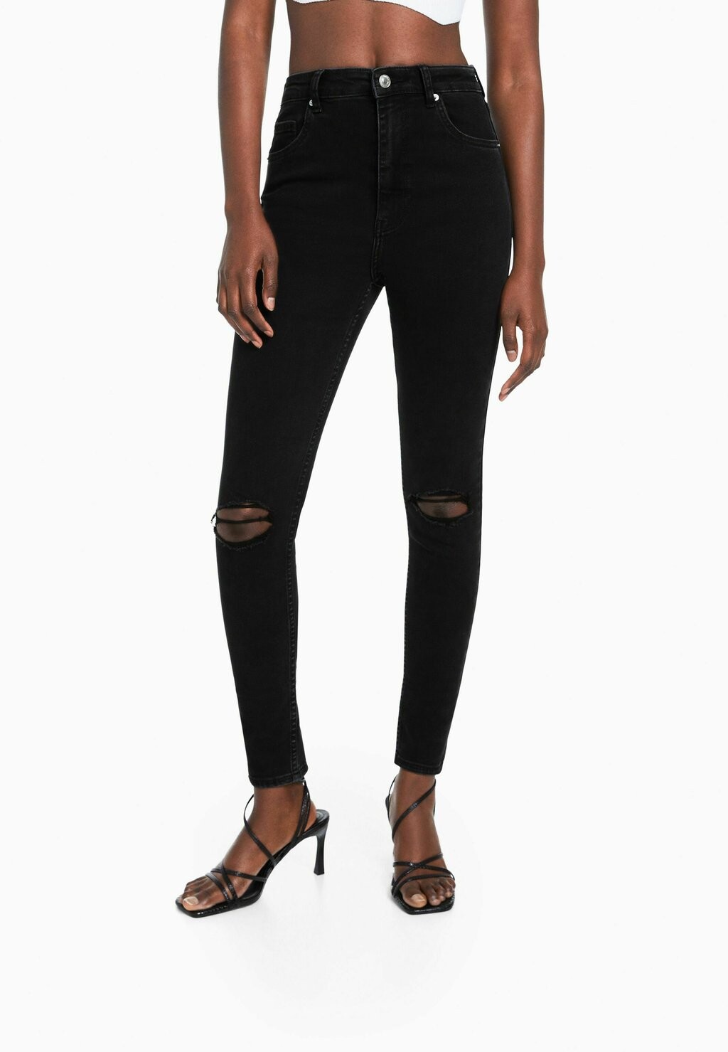 

Джинсы Skinny Fit Bershka, черный