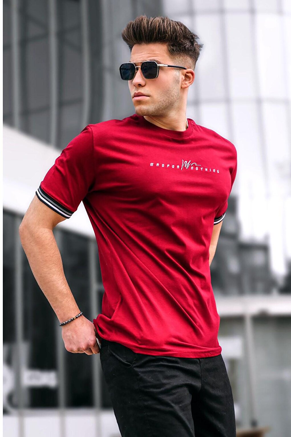 Бордово-красная базовая мужская футболка MADMEXT