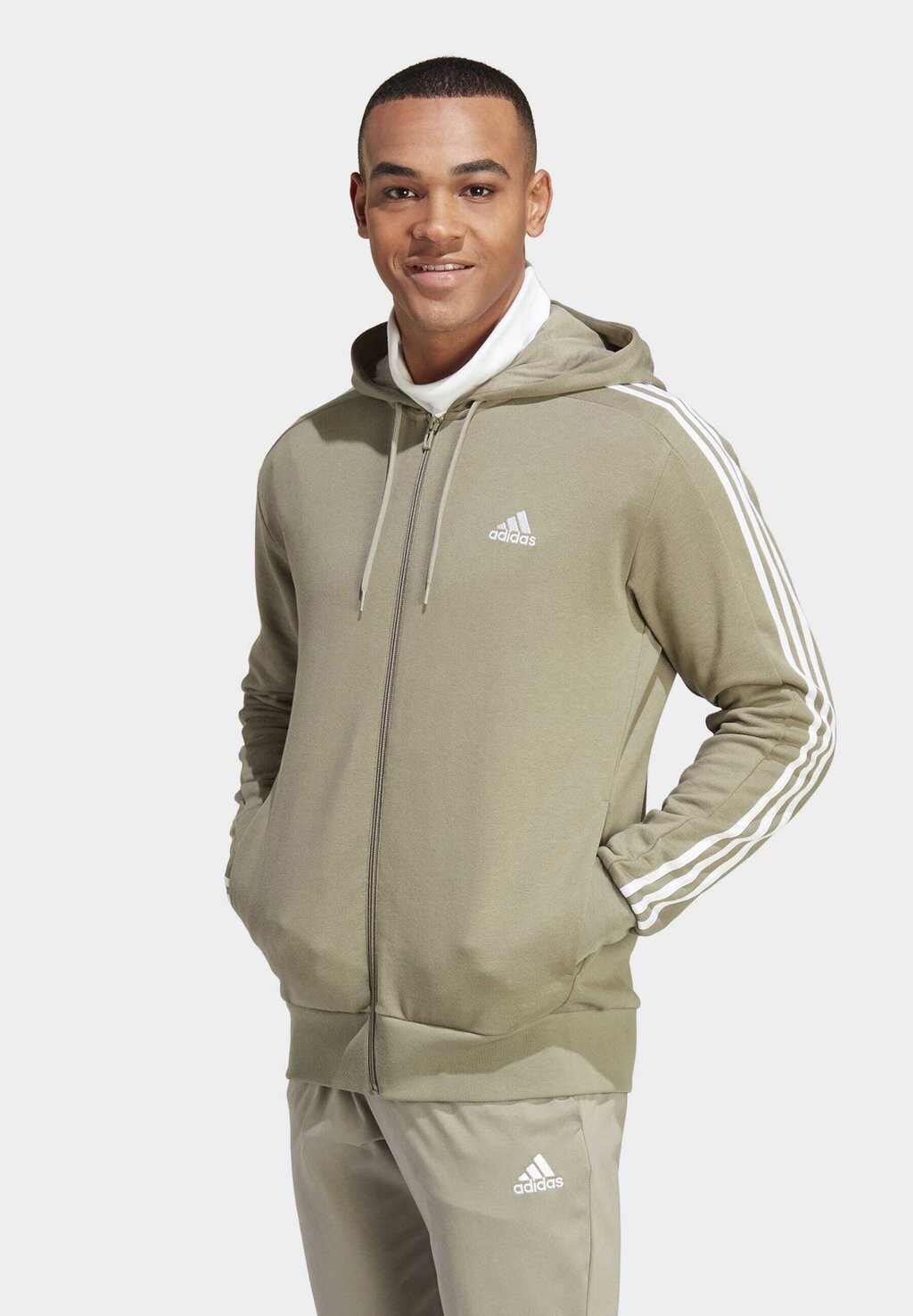 

Толстовка на молнии Adidas
