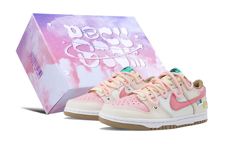 

Женские туфли Nike Dunk Low Skate