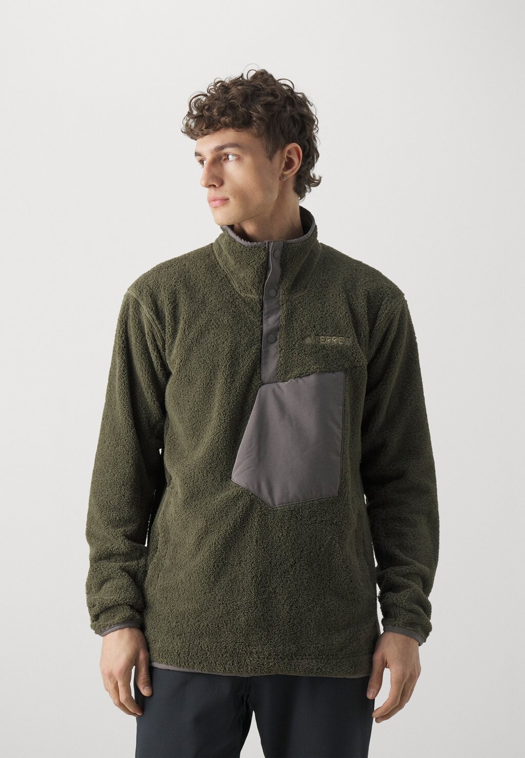 

Флисовый свитер XPLORIC HIGH PILE Adidas Terrex, цвет olive strata