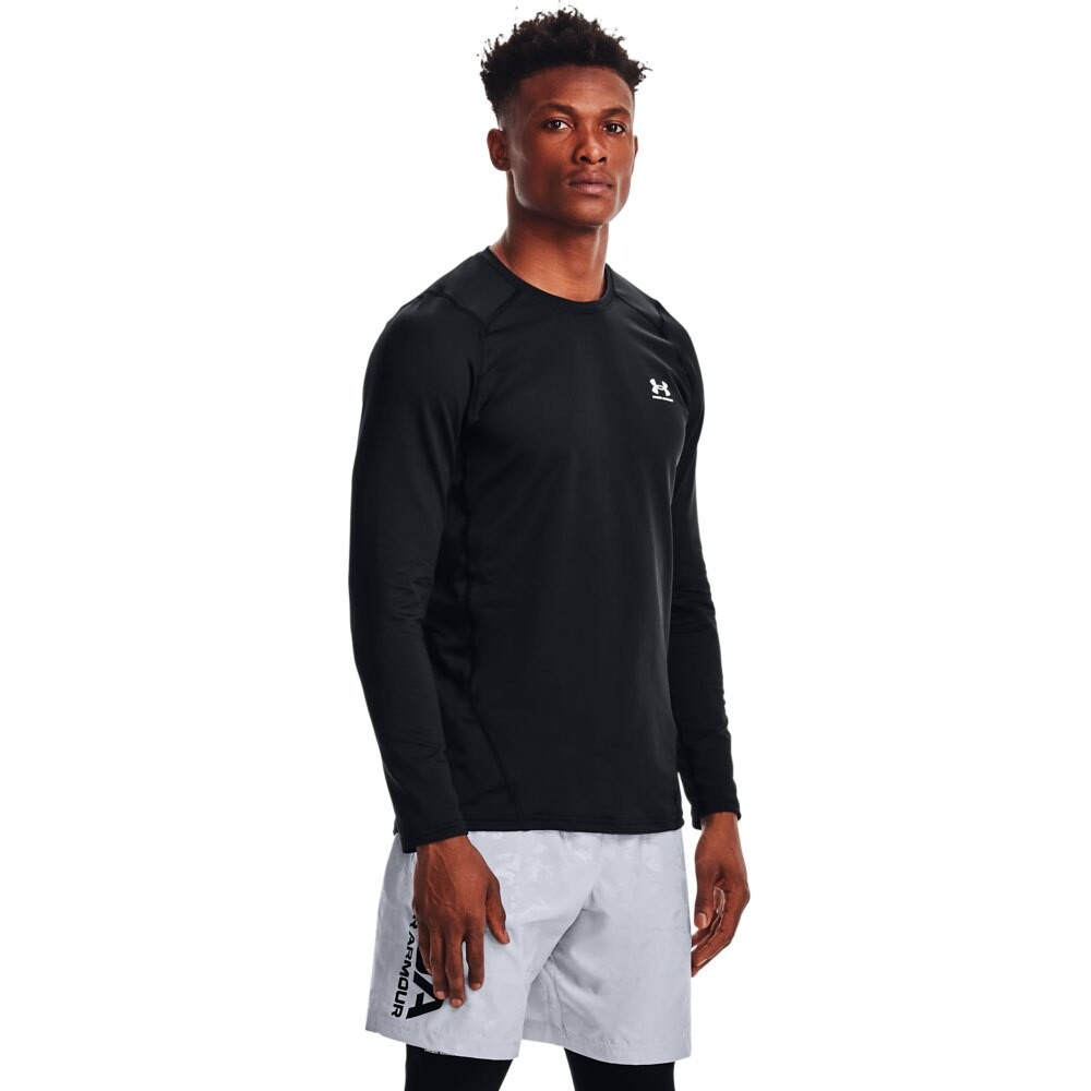 

Лонгслив Under Armour ColdGear Armour Fitted Crew, черный