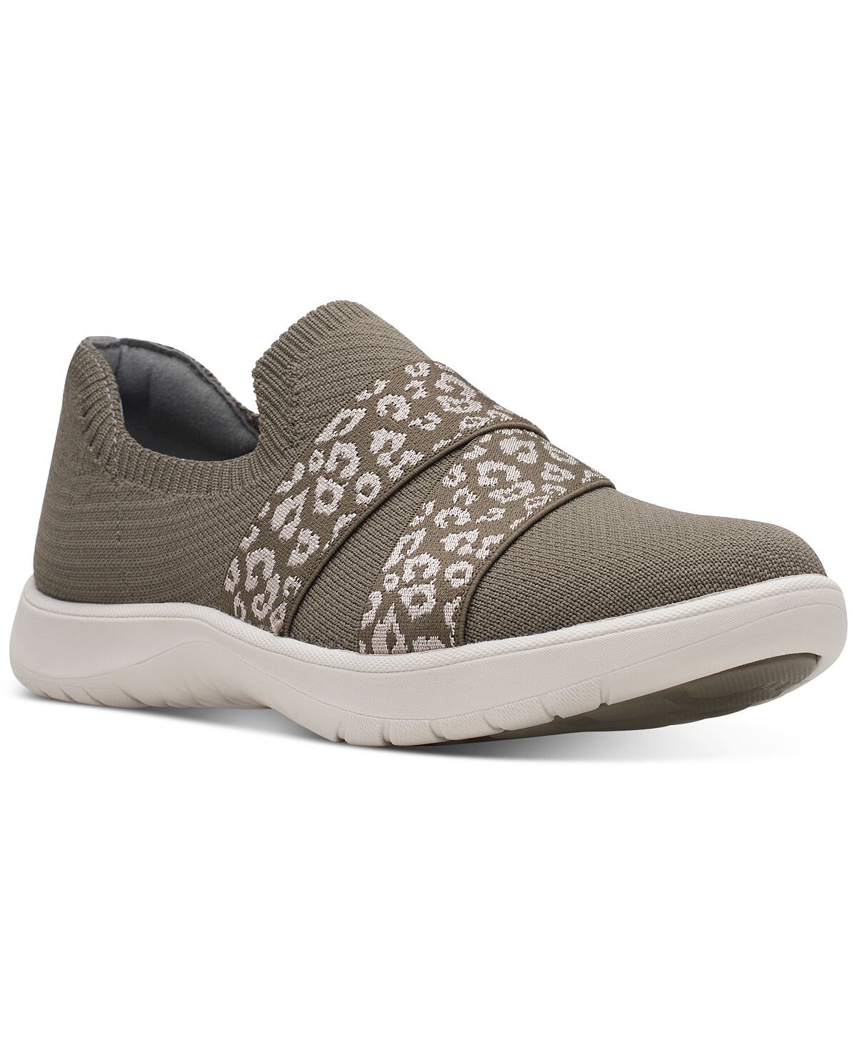 

Женские слипоны Adella Stride Cloudsteppers Clarks