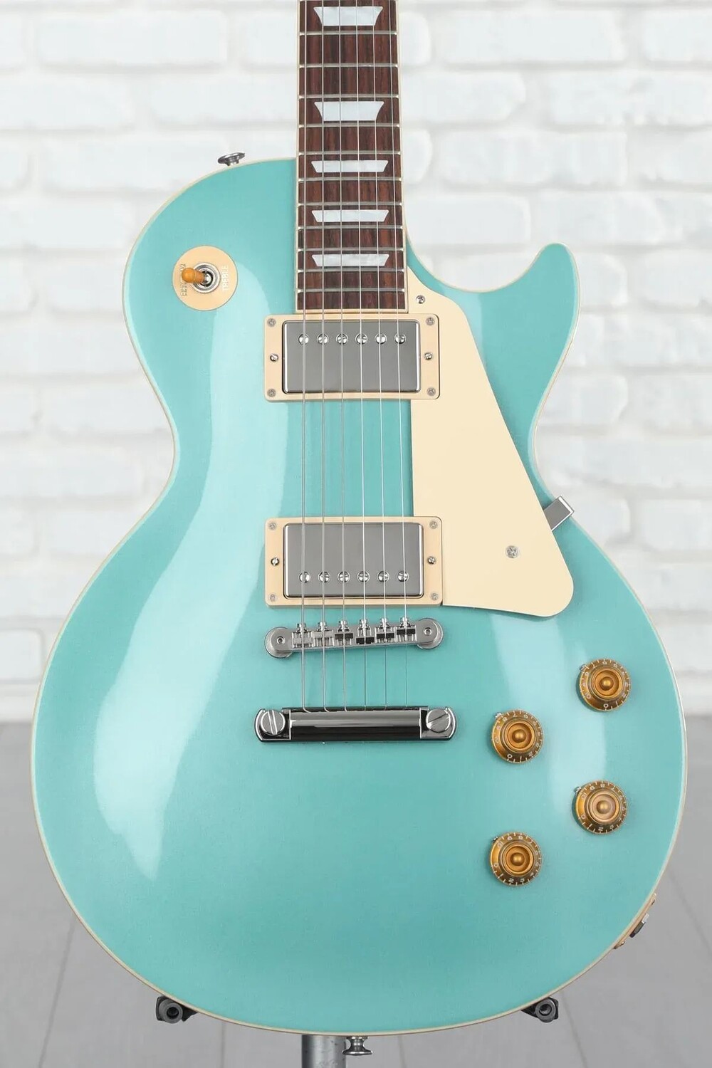 

Новая электрогитара Gibson Les Paul Standard '50s Plain Top - Inverness Green