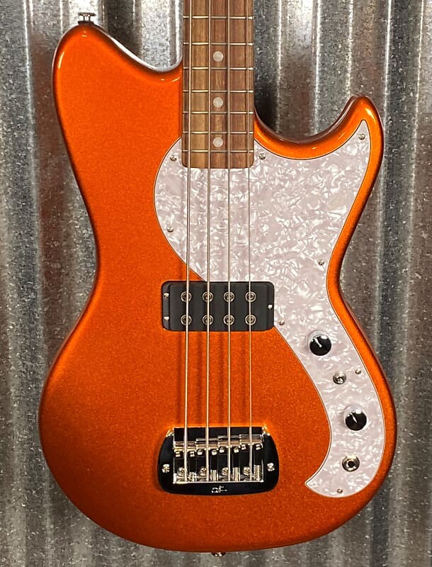 

Басс гитара G&L USA Fullerton Deluxe Fallout 4 String Short Scale Bass Tangerine Metallic & Bag #9349