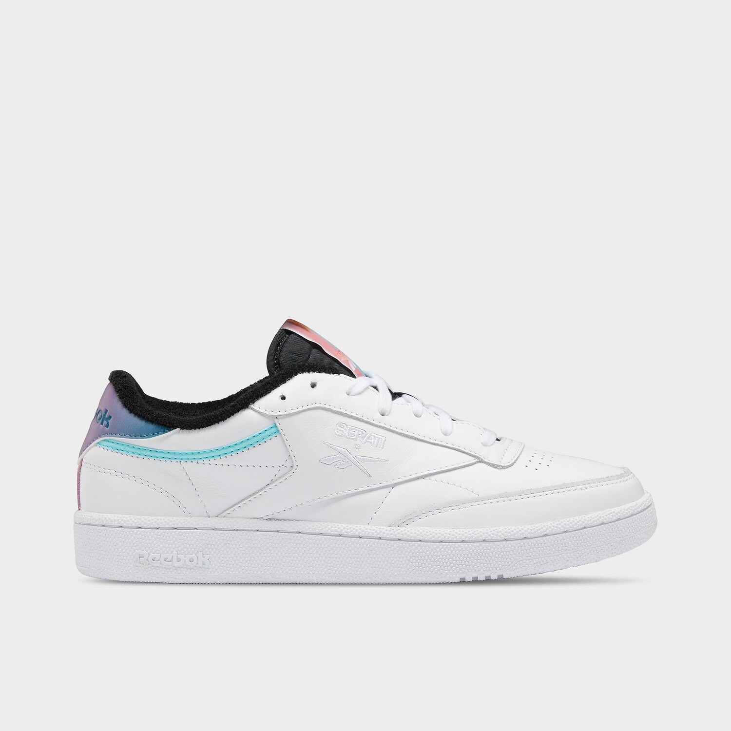 

Повседневная обувь Reebok x Nao Serati Club C, белый