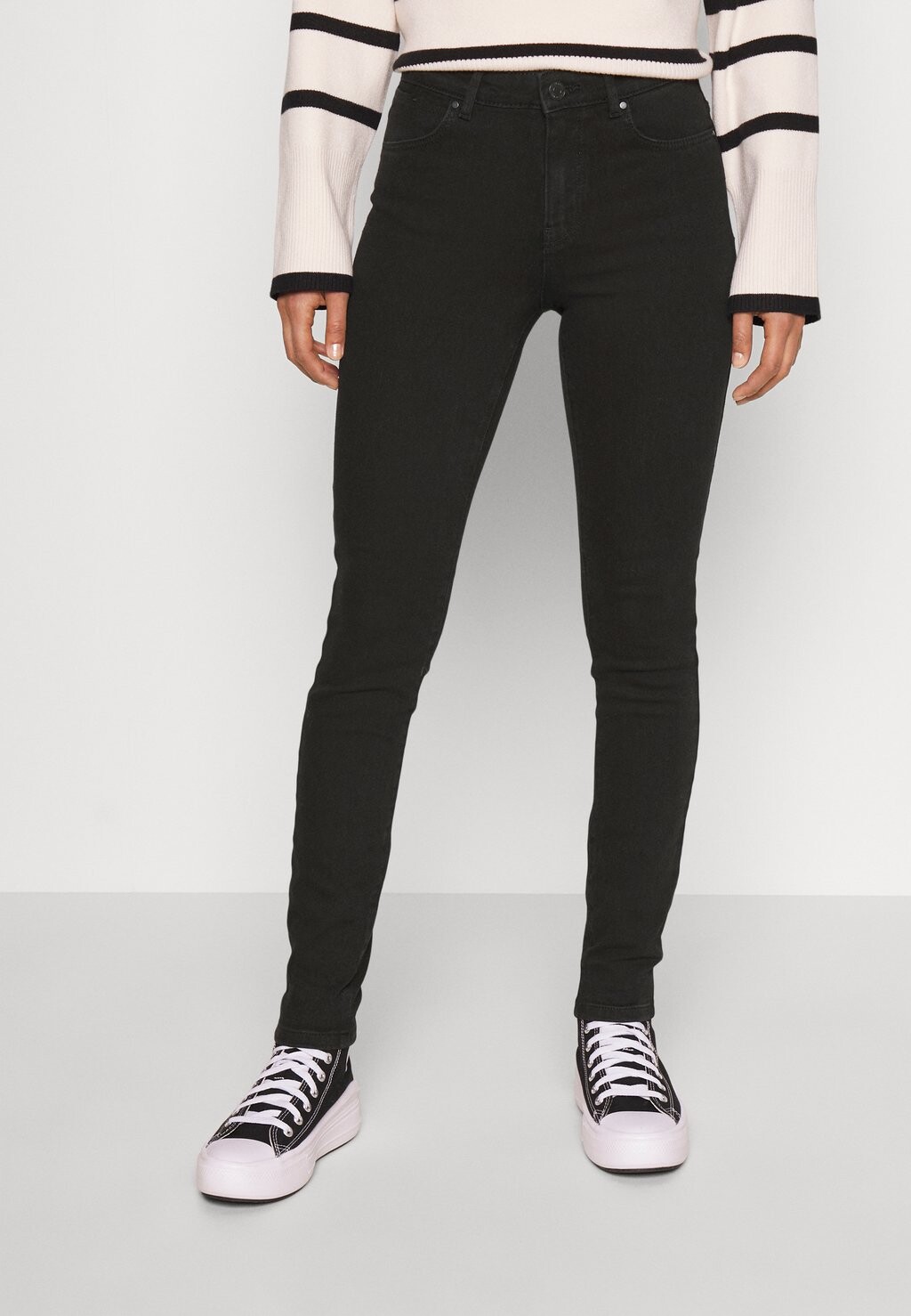

Джинсы скинни Vero Moda