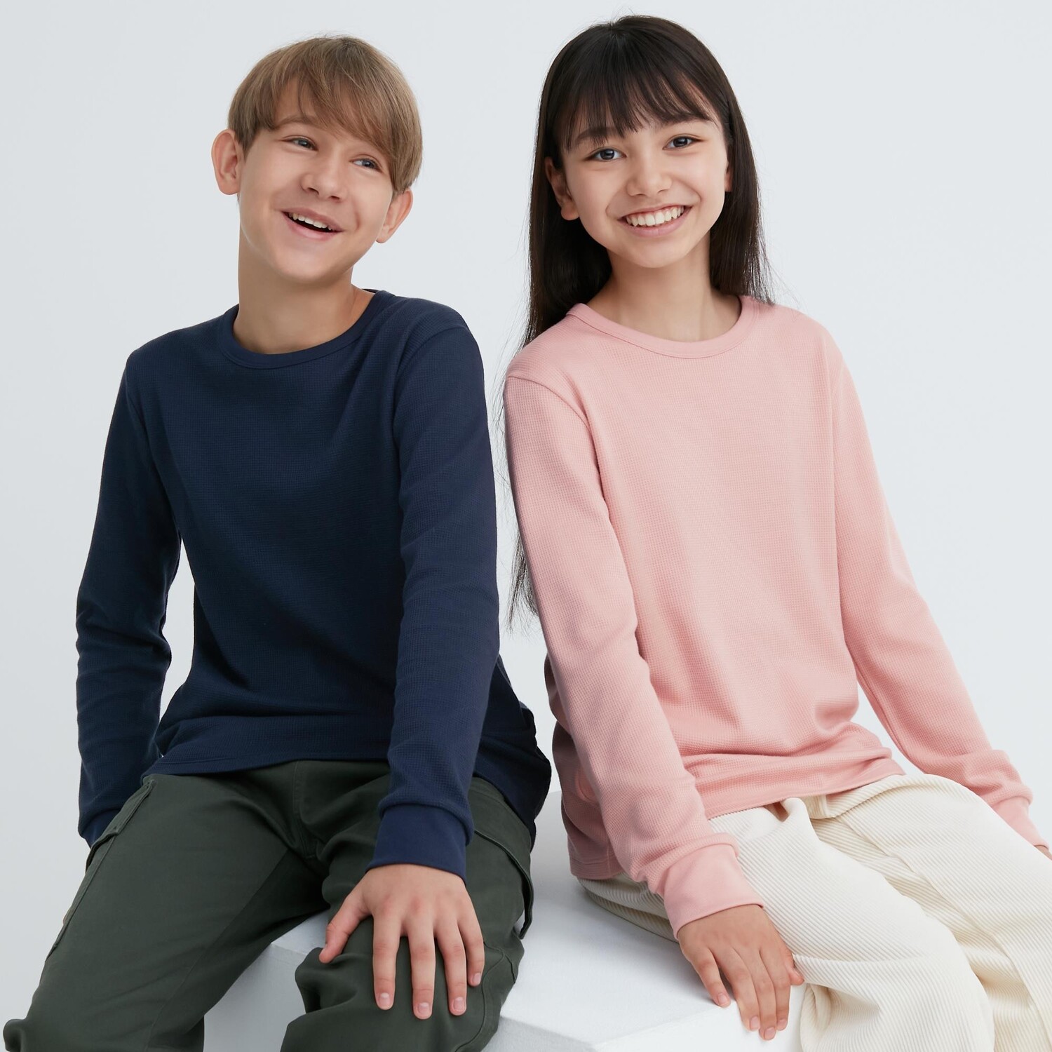 

Хлопковый лонгслив Heattech Uniqlo Kids, темно-синий
